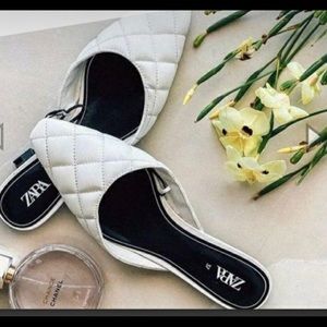 Quilted flat Mules